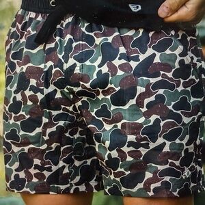 NWT Burlebo Camouflage Patterned Athletic Shorts with liner XL